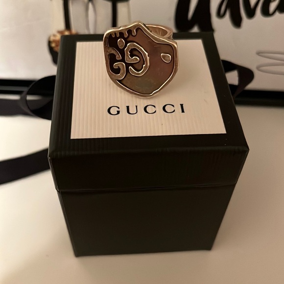 Authentic Gucci ring size 7